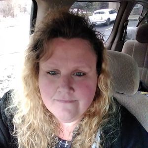 Meet your Posher, Elisa